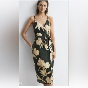 Reiss Alice Fitted Floral Print Midi Dress